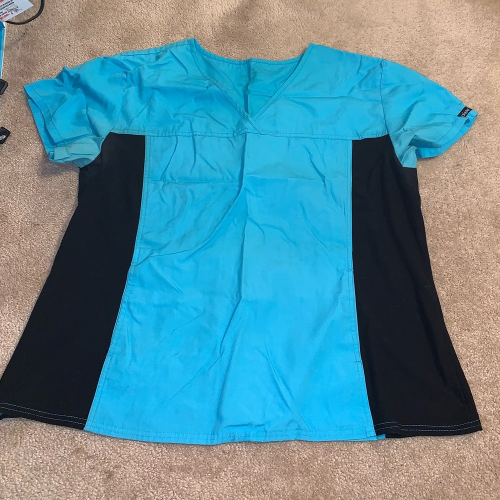 Cherokee Scrub Top